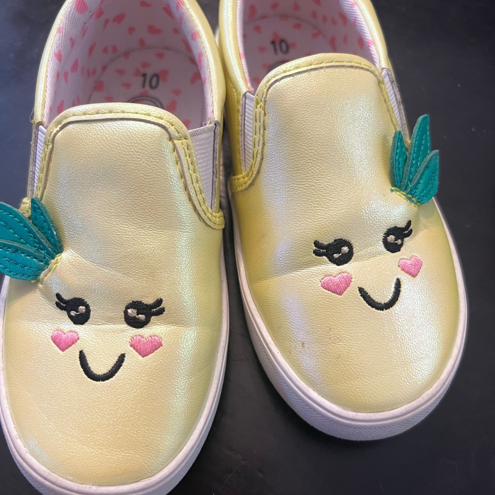 Toddler girls size 10 slide on sneakers